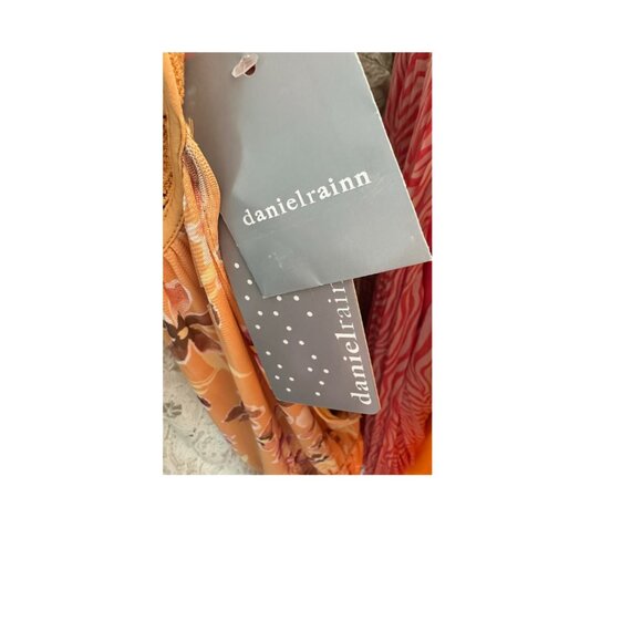 NWT Daniel Rainn  Floral Midi Dress Size M Crochet Neckline Yellow/Gold - Picture 5 of 5